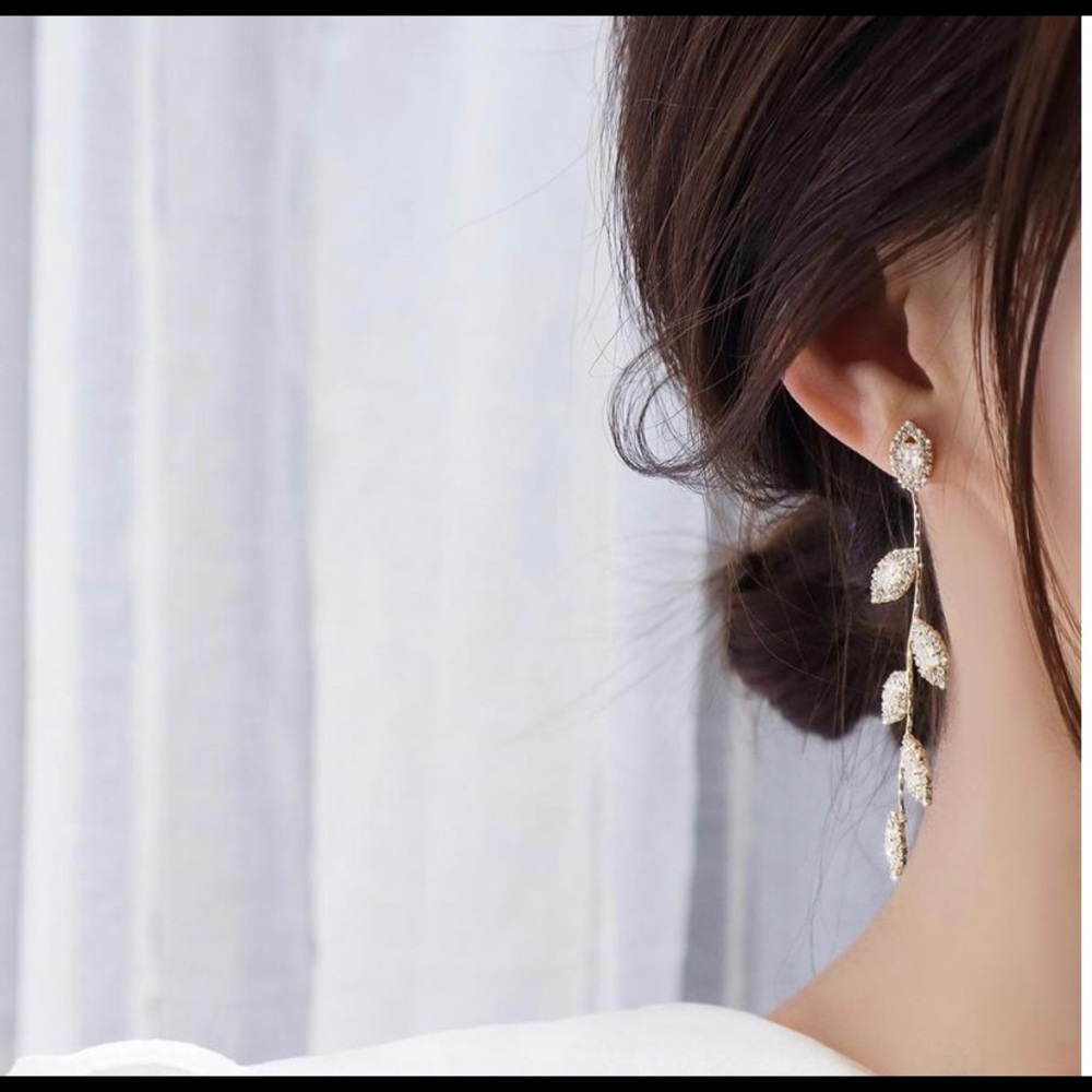 Gold plated crystal vine earrings